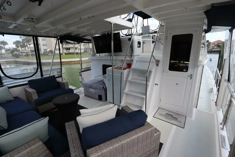 Slide: The Image of DeFever Cockpit Motor Yacht 2005 - 5932627