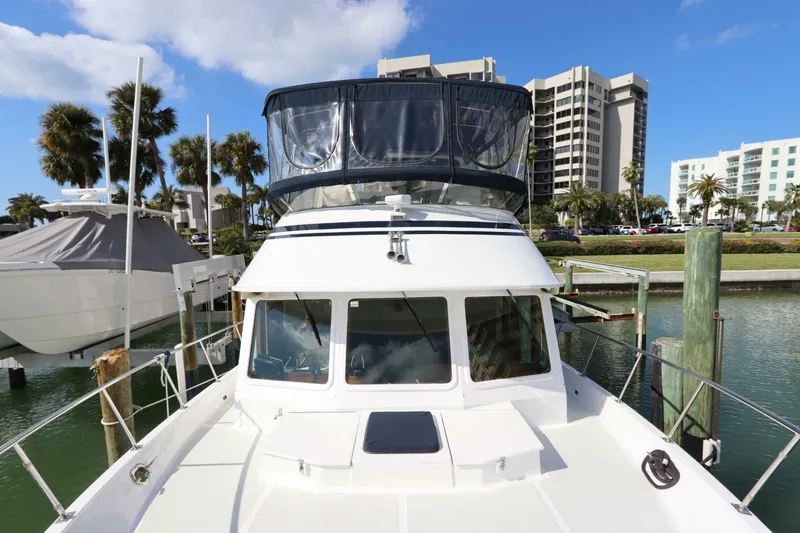 Slide: The Image of DeFever Cockpit Motor Yacht 2005 - 5932643