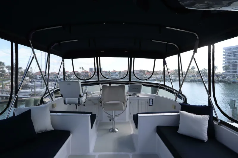 Slide: The Image of DeFever Cockpit Motor Yacht 2005 - 5932655