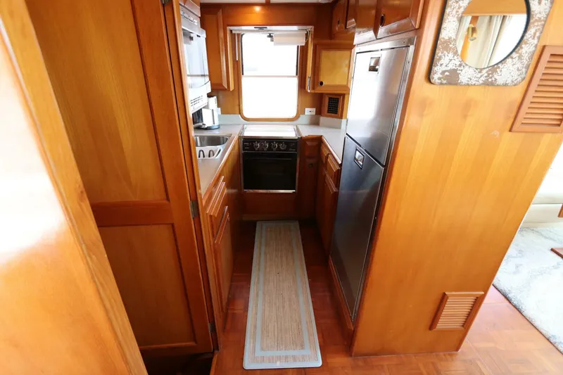 Slide: The Image of DeFever Cockpit Motor Yacht 2005 - 5932670