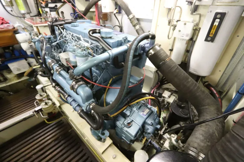 Slide: The Image of DeFever Cockpit Motor Yacht 2005 - 5932711