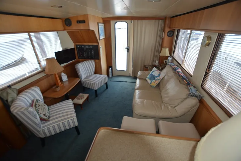Slide: The Image of Mainship 34 Trawler 2005 - 7164416
