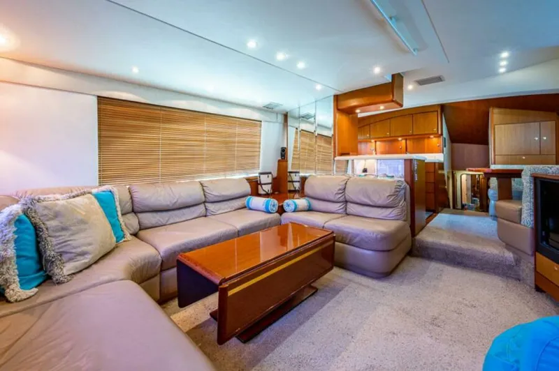 Slide: The Image of Ocean Yachts Convertible 1999 - 5932005