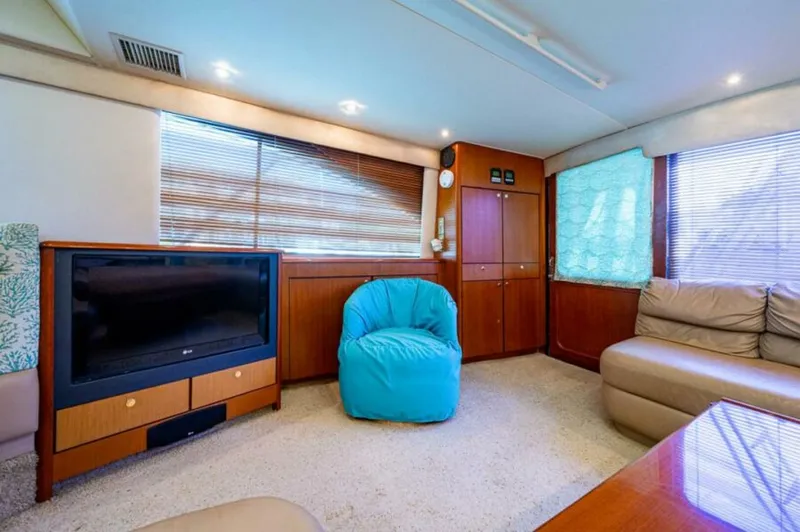 Slide: The Image of Ocean Yachts Convertible 1999 - 5932008