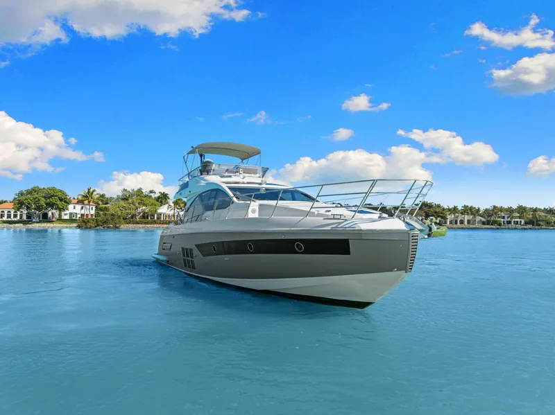 Slide: The Image of Azimut S6 2022 - 5932859