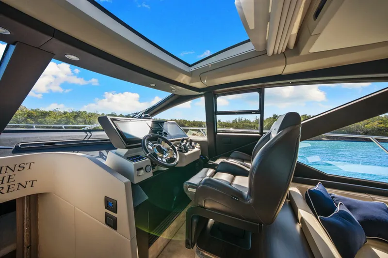 Slide: The Image of Azimut S6 2022 - 5932901