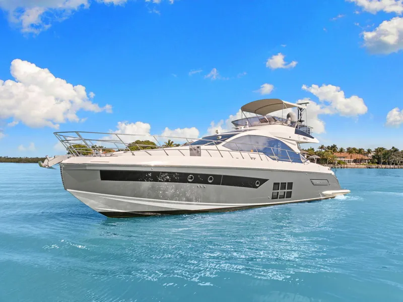 Slide: The Image of Azimut S6 2022 - 5932861