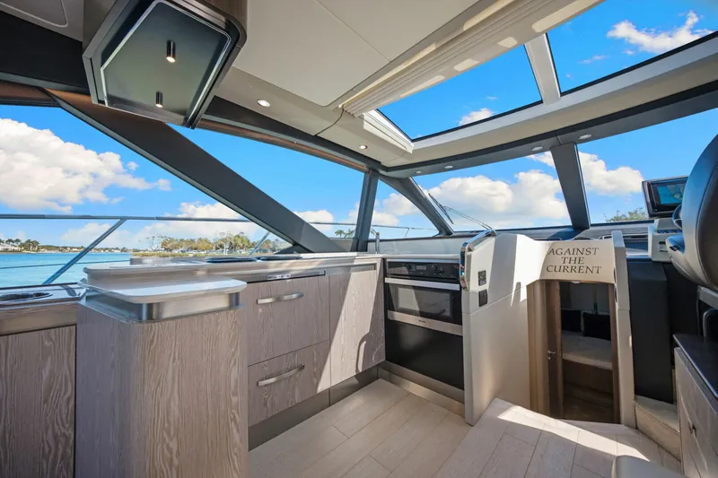 Slide: The Image of Azimut S6 2022 - 5932915