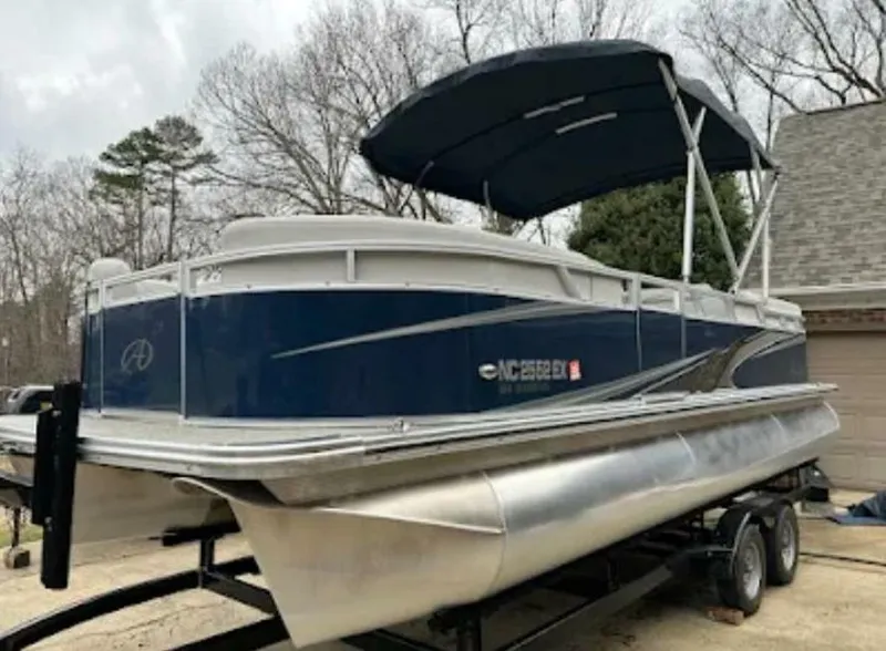 Slide: The Image of Avalon 23 2022 - 5963141