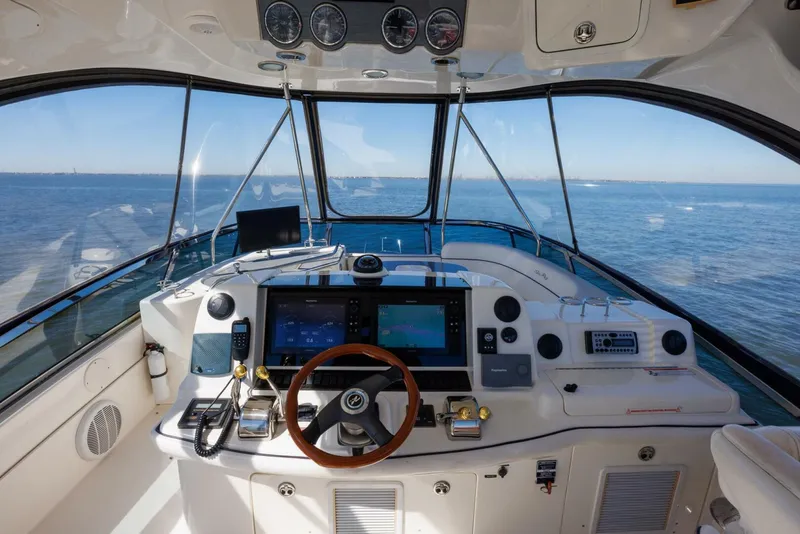 Slide: The Image of 2006 52 Sea Ray Sedan Bridge Zoe Grace Flybridge (5) - 5934373