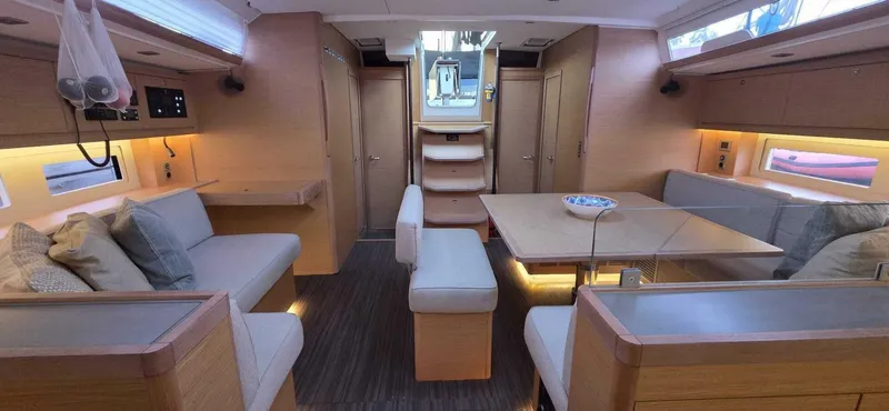 Slide: The Image of Dufour 530 2022 - 5935787
