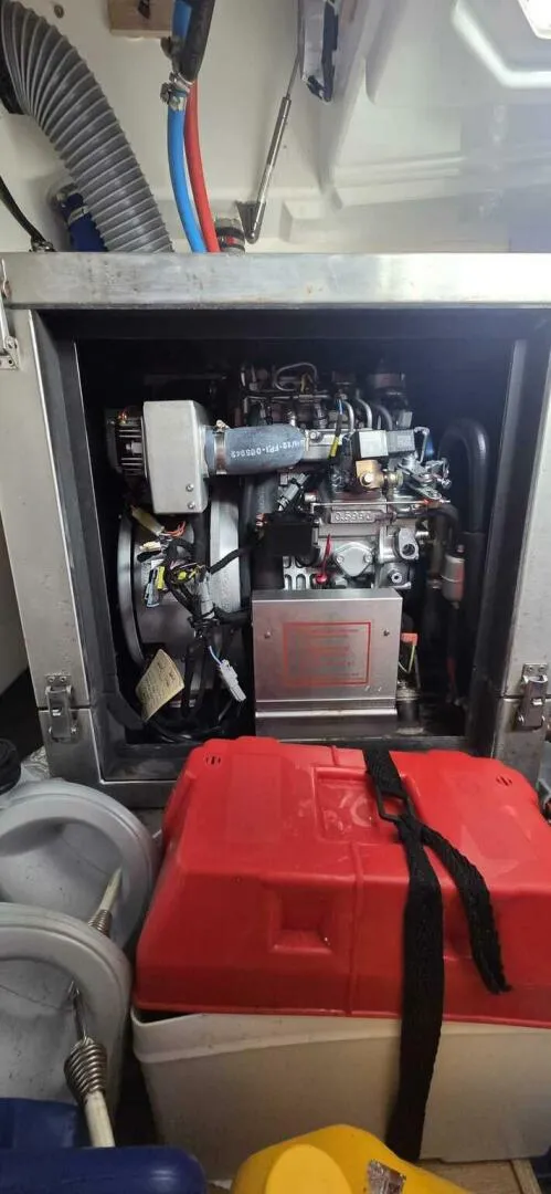 Slide: The Image of Dufour 530 2022 - 5936490