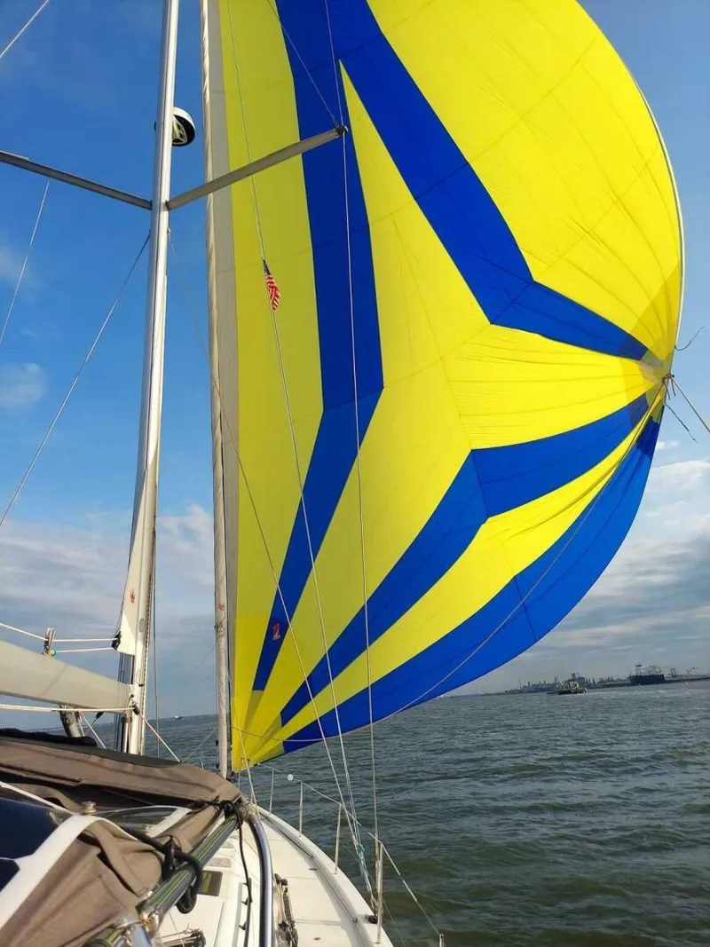 Slide: The Image of Dufour 530 2022 - 5935762