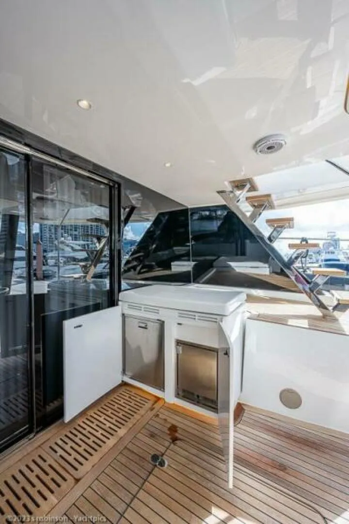 Slide: The Image of Sunreef 60 NERO- Cockpit 2022 Sunreef 60 NERO 60P - 5933492