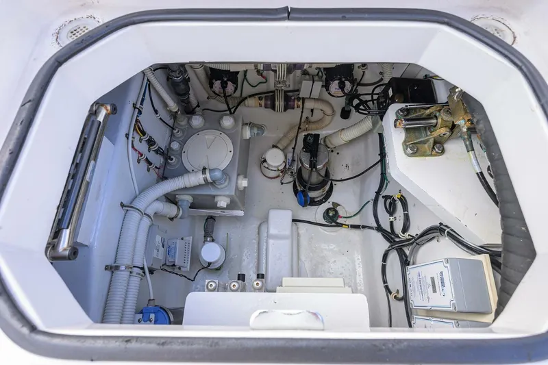 Slide: The Image of Hatteras 63 Reelin N Dealin - Exterior Cockpit 2013 Hatteras 63 Convertible Reelin N Dealin - 5934228