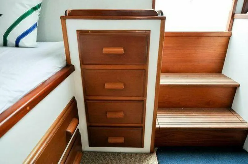 Slide: The Image of Jarvis Newman 46 Flybridge Downeast 1988 - 5933922