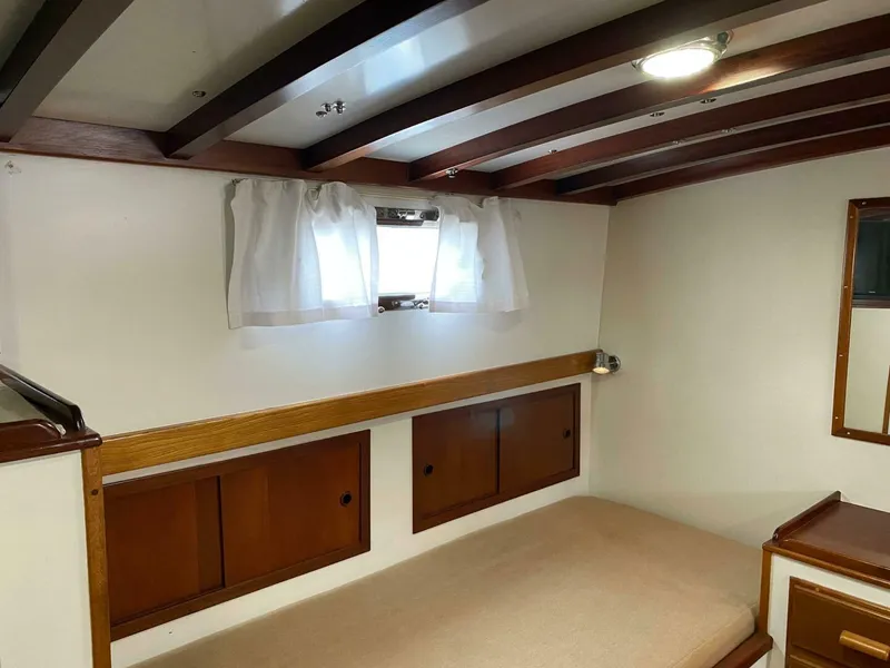 Slide: The Image of Jarvis Newman 46 Flybridge Downeast 1988 - 5933924