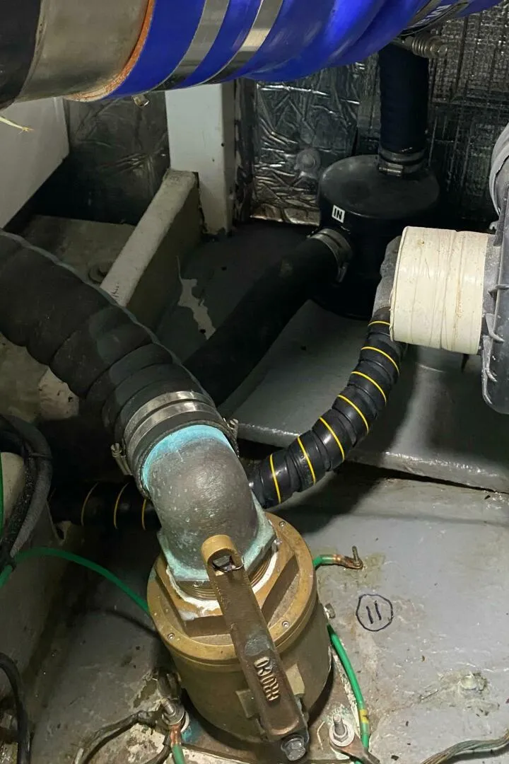 Slide: The Image of Jarvis Newman 46 Flybridge Downeast 1988 - 5933953