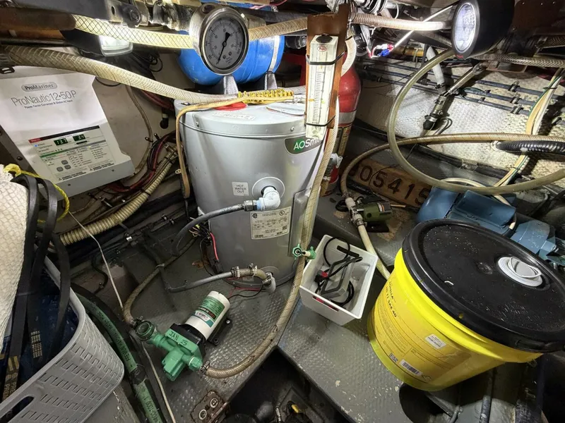 Slide: The Image of Viking 44 Motor Yacht 1987 - 5934175