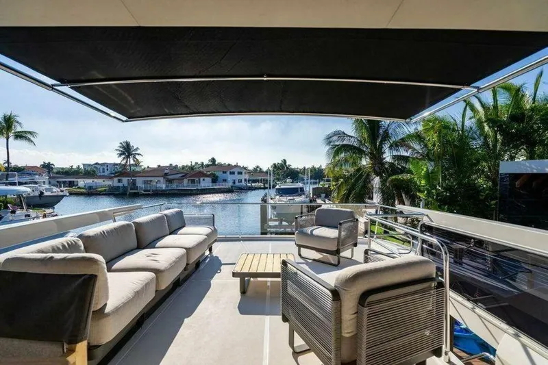 Slide: The Image of Absolute 64 Navetta 2022 - 5934504