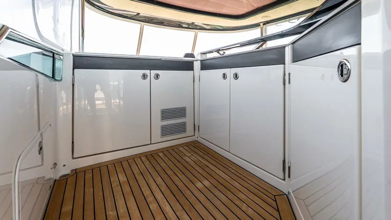 Slide: The Image of Absolute 64 Navetta 2022 - 5990176