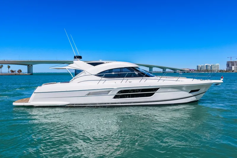 The Image of Riviera 5000 Sport Yacht 2016 - 5934525