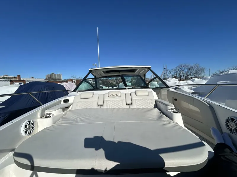 Slide: The Image of Sea Ray 320 Sundancer 2021 - 5934790