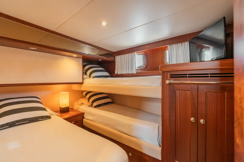 Slide: The Image of Ocean Alexander 65 PILOTHOUSE 2013 - 5934593