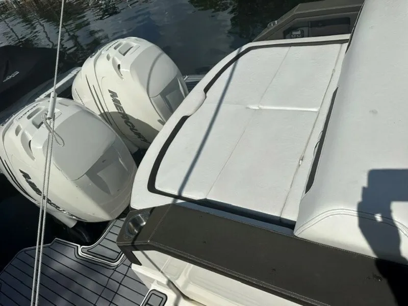 Slide: The Image of 2018 Sea Ray SLX 310 - Sales Therapy Sales Therapy - 2018 Sea Ray SLX 310 - 7681210