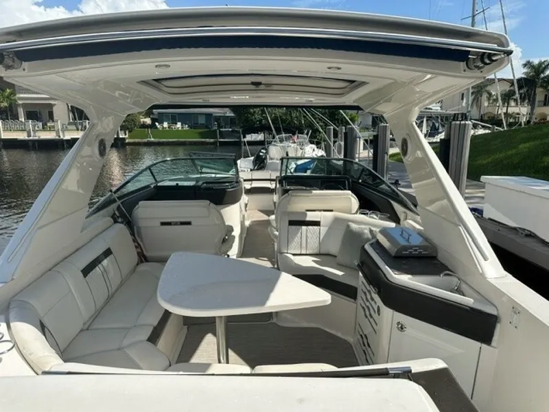 Slide: The Image of 2018 Sea Ray SLX 310 - Sales Therapy Sales Therapy - 2018 Sea Ray SLX 310 - 7681208