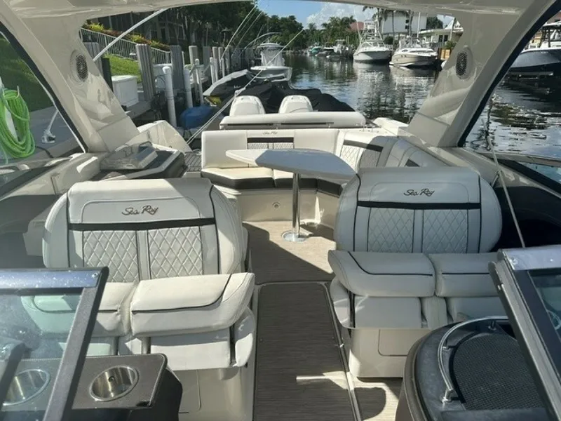Slide: The Image of 2018 Sea Ray SLX 310 - Sales Therapy Sales Therapy - 2018 Sea Ray SLX 310 - 7681207