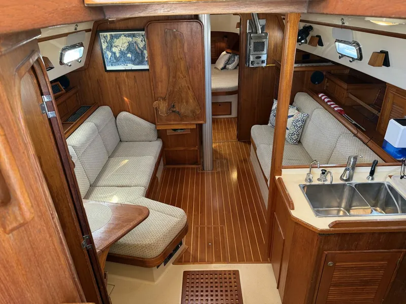 Slide: The Image of Island Packet 380 1999 - 5935511