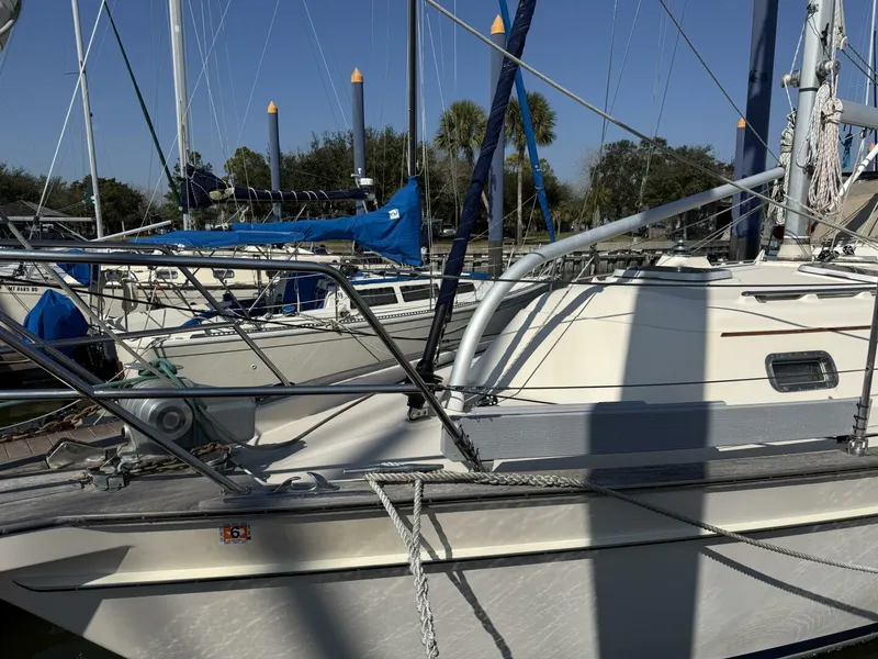 Slide: The Image of Island Packet 380 1999 - 5935497