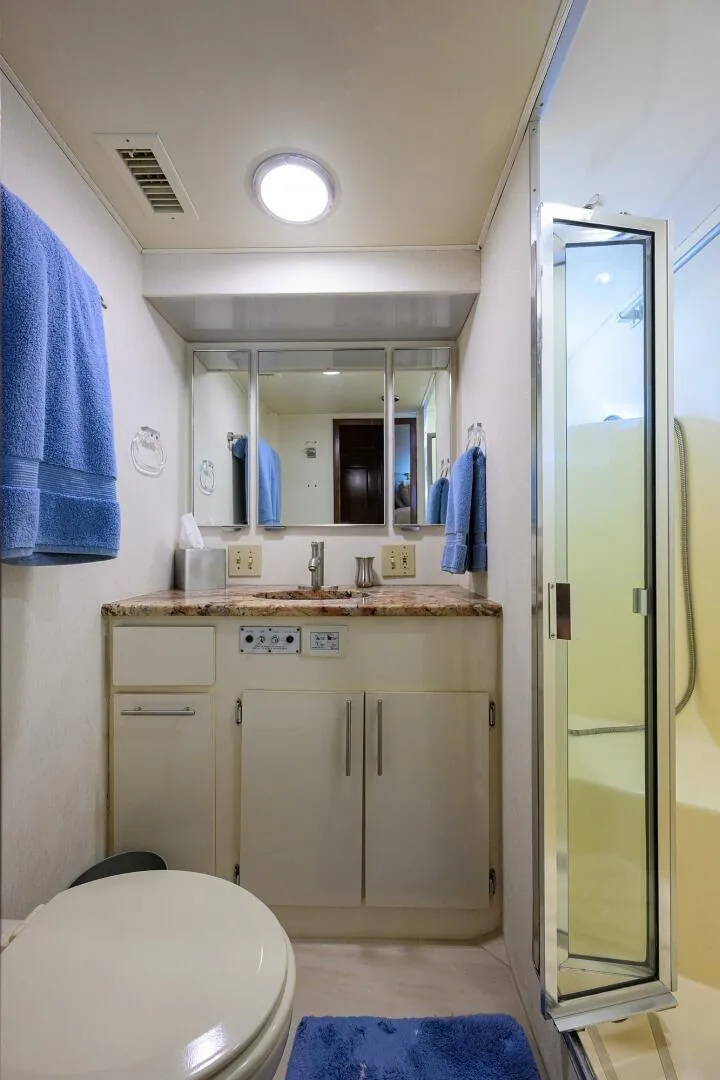 Slide: The Image of Hatteras 78 Cockpit Motor Yacht 1991 - 5935426