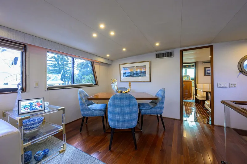 Slide: The Image of Hatteras 78 Cockpit Motor Yacht 1991 - 5935438