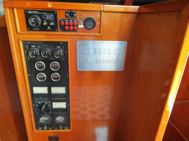 Slide: The Image of Helm Detail  - 5935179