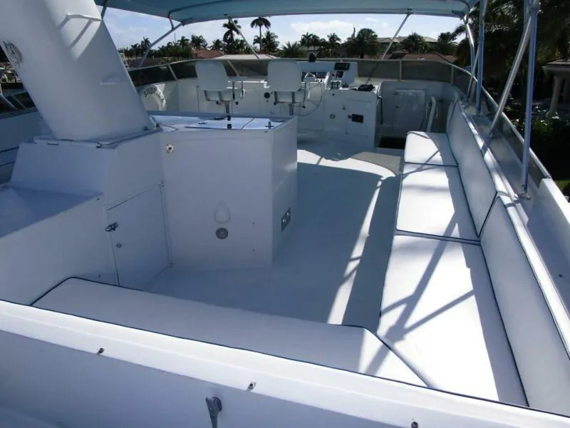 Slide: The Image of Flybridge Stbd. Side  - 5935232