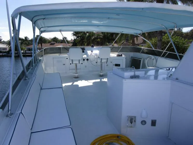 Slide: The Image of Flybridge Port Side  - 5935233
