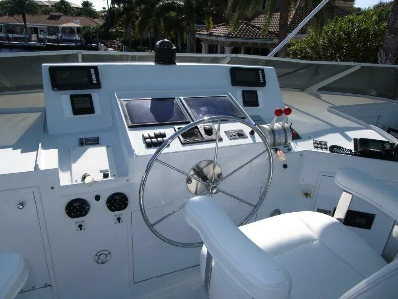 Slide: The Image of Flybridge Helm  - 5935237