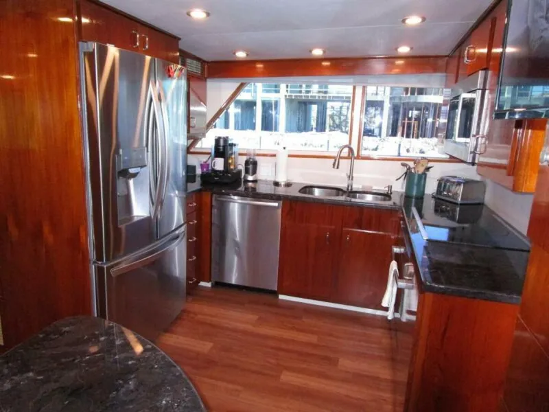 Slide: The Image of Galley to Port   - 5935182