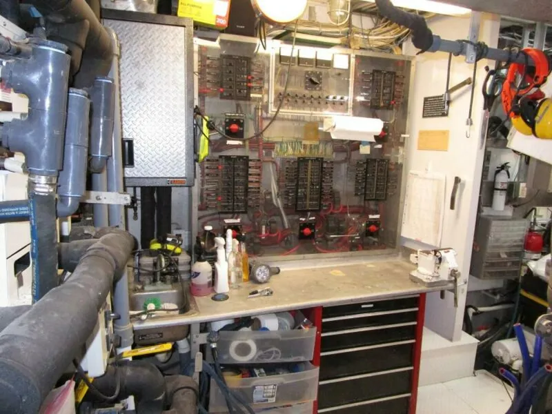 Slide: The Image of Electrical Panel   - 5935259