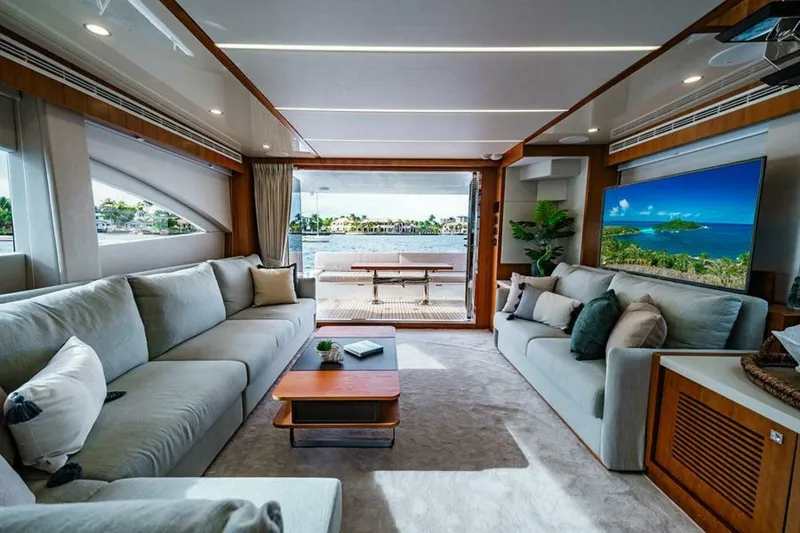 Slide: The Image of Salon Looking Aft - 7379572