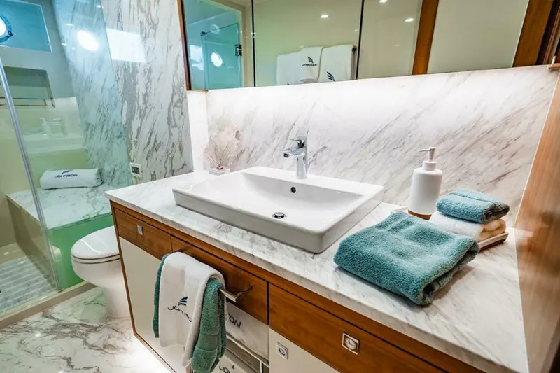 Slide: The Image of Master Head  - 5935292