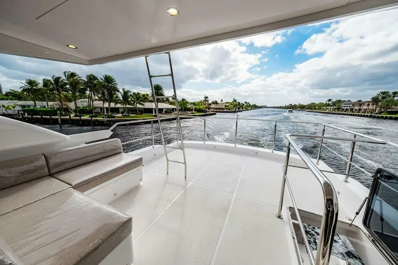 Slide: The Image of Bridge Deck Aft   - 5935322