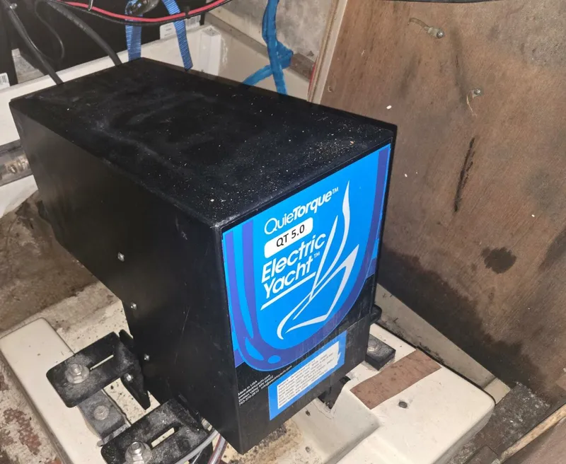 Slide: The Image of O'Day 28 1983 - 5935536