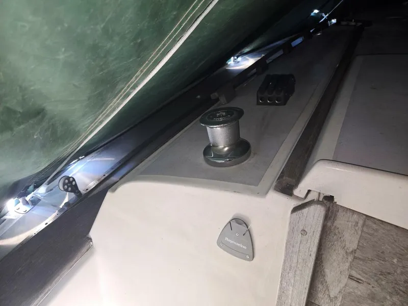 Slide: The Image of O'Day 28 1983 - 5935530