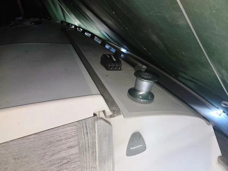 Slide: The Image of O'Day 28 1983 - 5935529