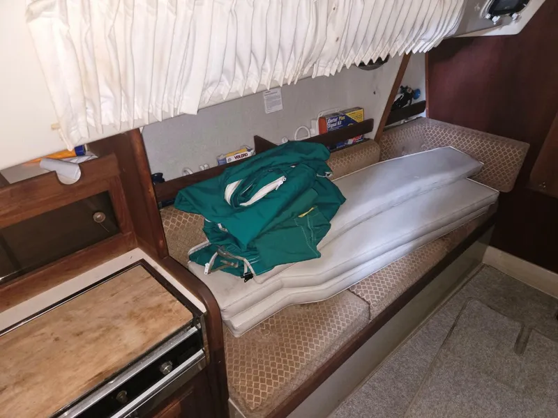 Slide: The Image of O'Day 28 1983 - 5935533