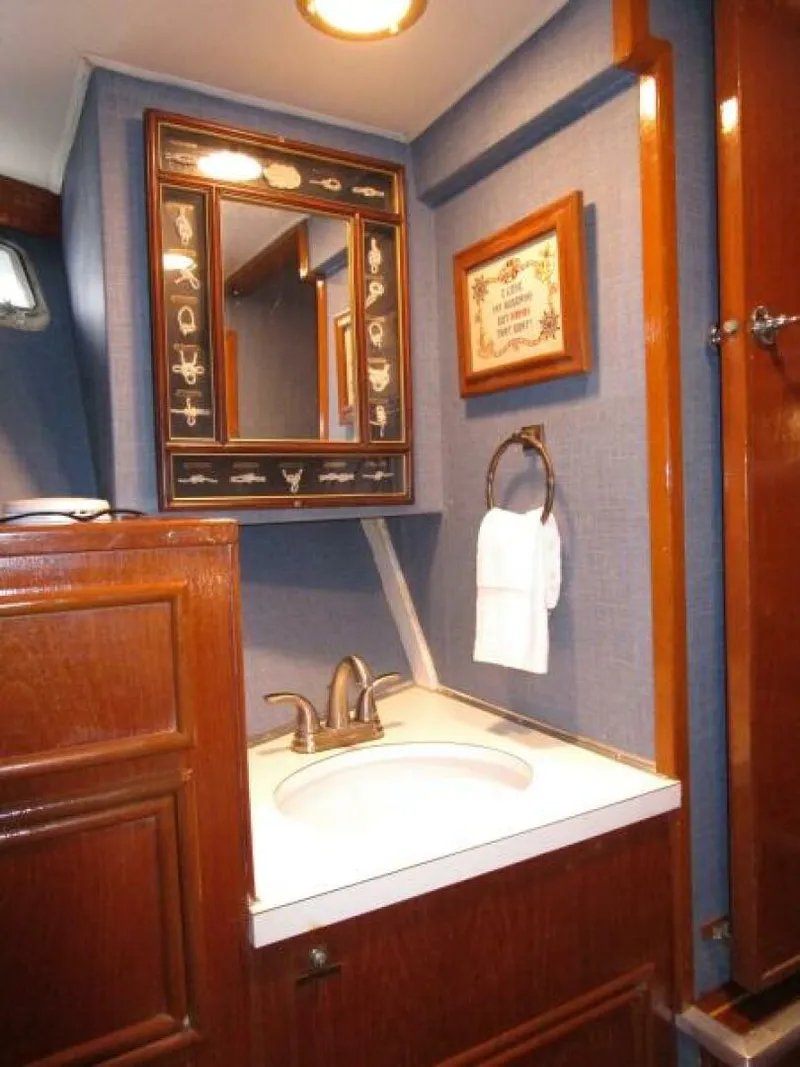 Slide: The Image of Forward Guest Crew Cabin   - 5935391