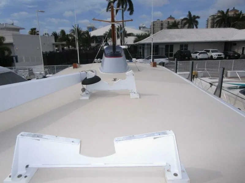 Slide: The Image of Boat Deck  - 5935401